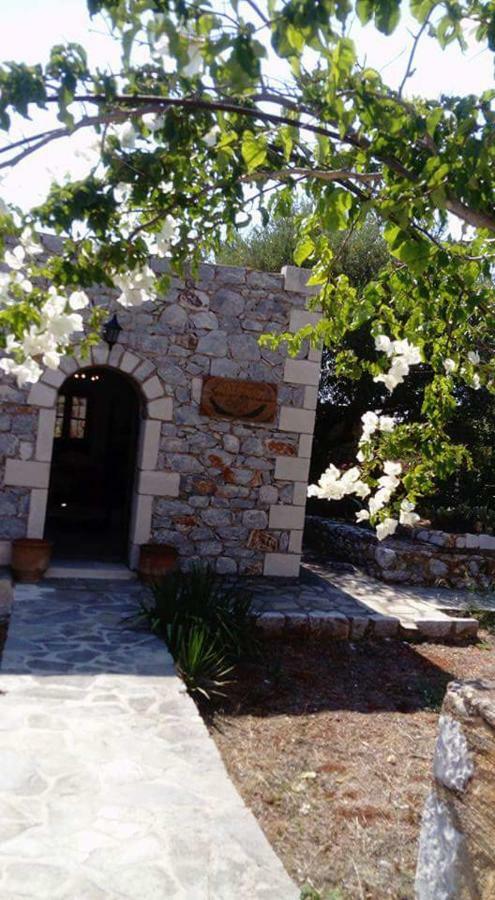 Charouda Stone Tower Apartman Pírgos Dhiroú Kültér fotó