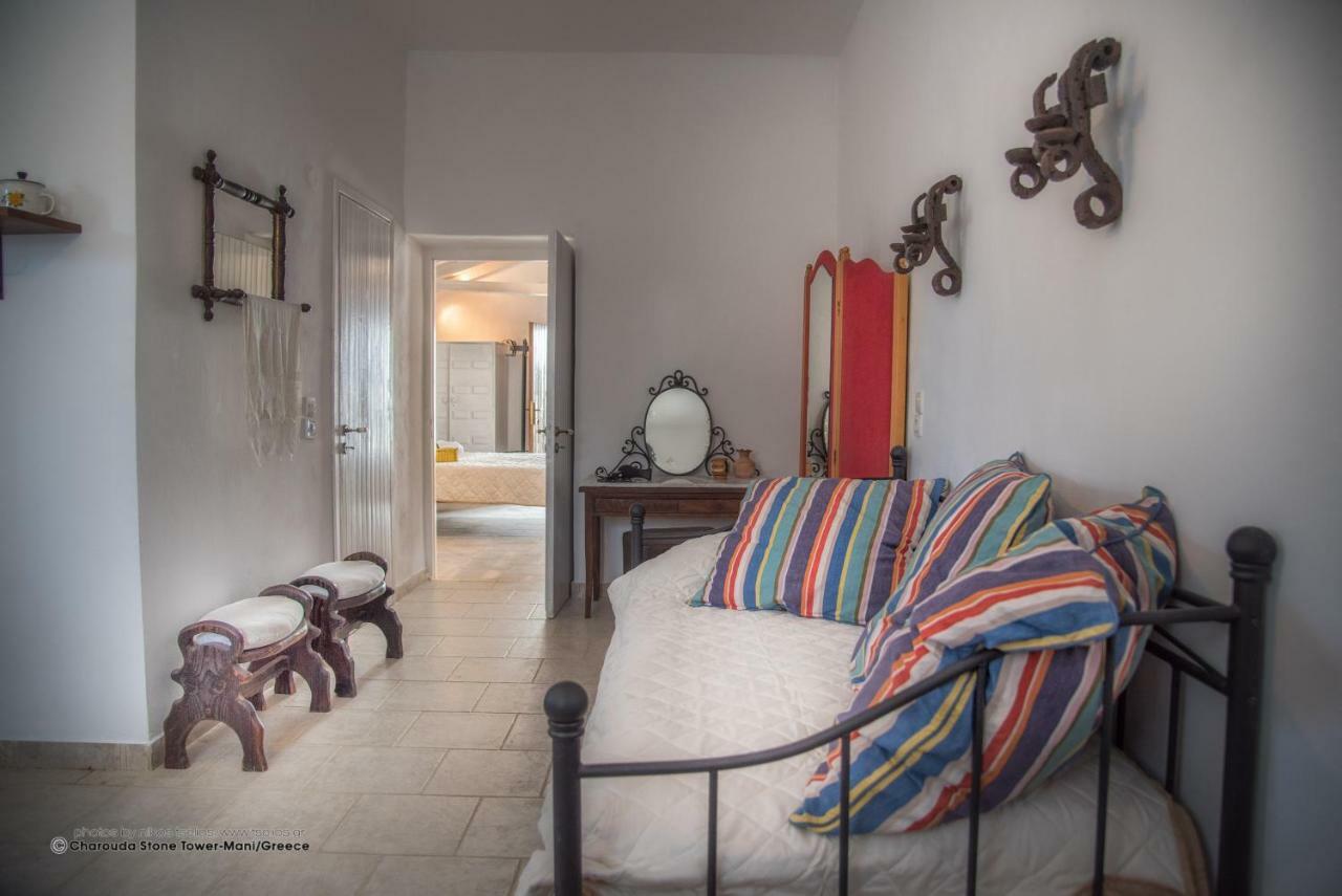 Charouda Stone Tower Apartman Pírgos Dhiroú Kültér fotó